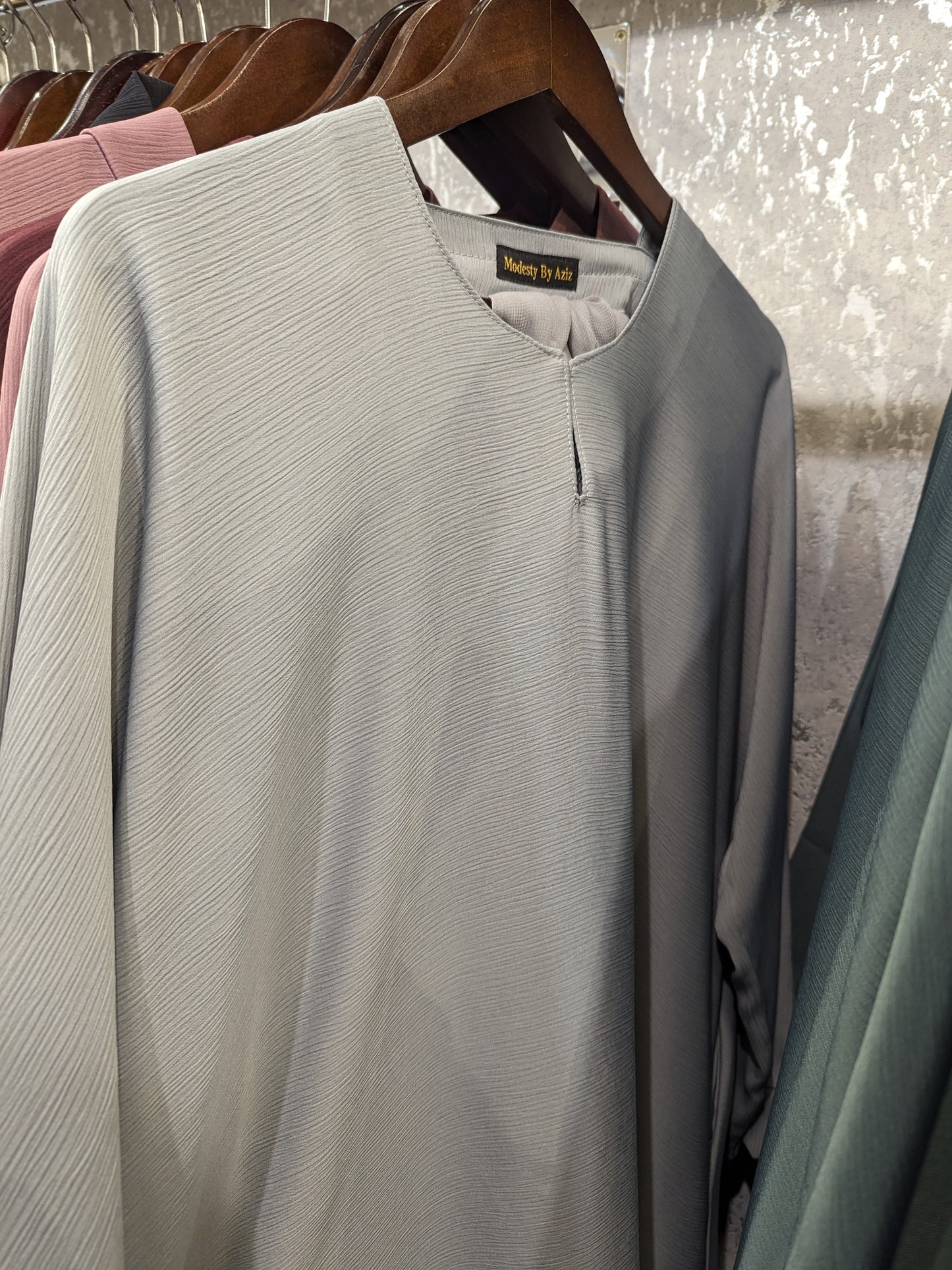 Zoya Abaya